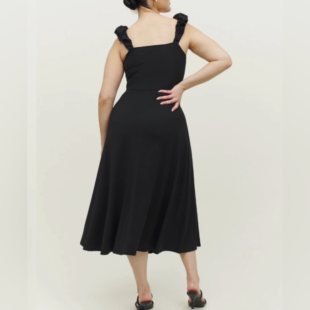 Reformation Teddy Knit Dress in Black color size Small - Picture 4 of 9